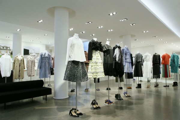 The-Best-Fashion-Stores-In-Paris-3 (Medium)